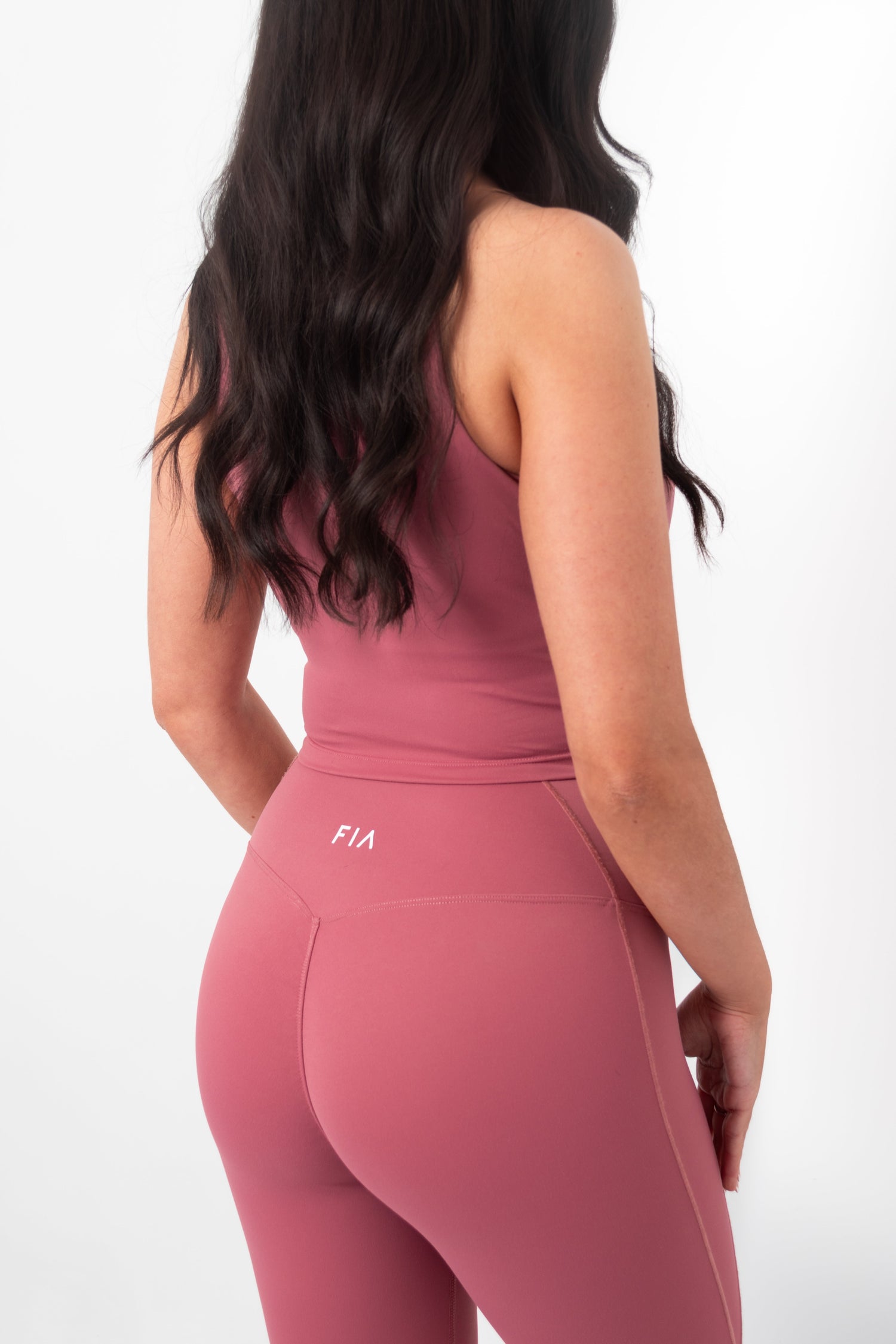 BASICS COLLECTION