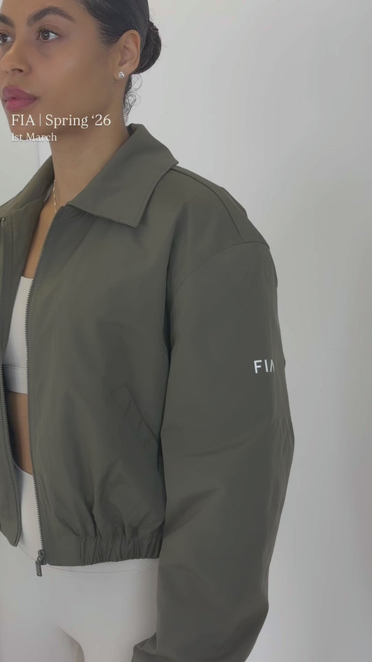 The Soft Strength Jacket - Olive